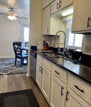 特色公寓 | 私人廚房 | 提供環保清潔產品