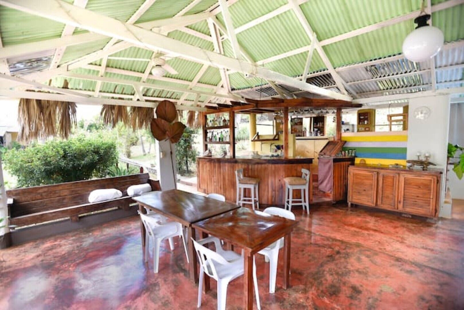 Bar (in der Unterkunft)