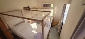 2 bedrooms, WiFi, bed sheets