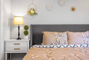 4 bedrooms, desk, iron/ironing board, travel cot