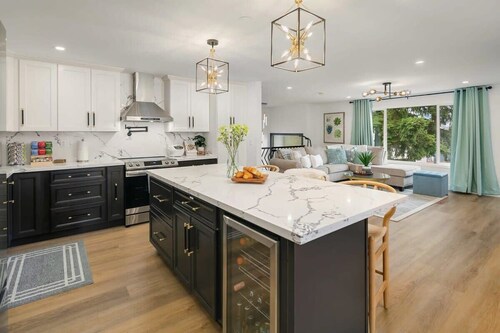 Brand New Designer’s High-End 4BR Retreat