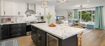 Brand New Designer’s High-End 4BR Retreat