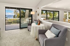 TV, lareira, escritórios