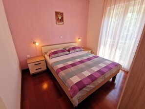 2 bedrooms, iron/ironing board, WiFi, bed sheets - Villa Sara 1 nur 30m von Meer (Dramalj)
