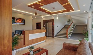 Reception - Treebo Amigos Residency Cochin Airport Hotel (Aluva)