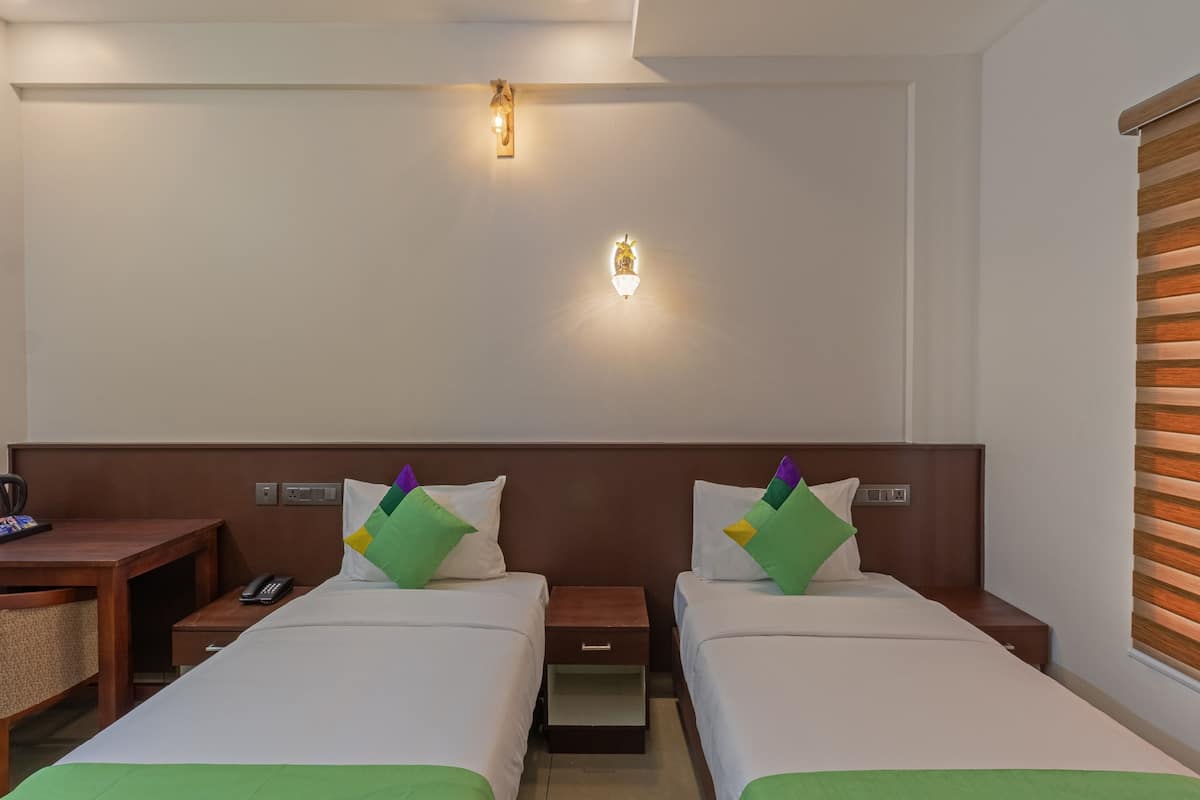 standard double room | desk, iron/ironing board