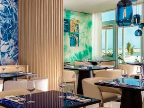 Dining - SLS Cancun (Cancun)