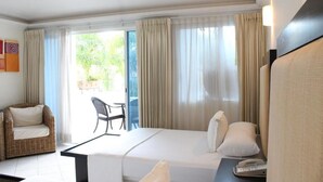 View from property - Hc Hotel Canarios Resort & Spa (Cuernavaca)