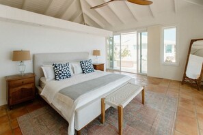 7 bedrooms, travel cot, WiFi, bed sheets