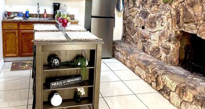 Lovely & private guest apartment