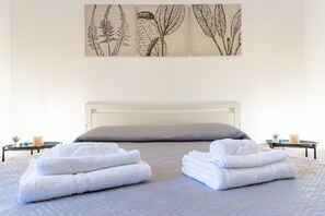 3 Schlafzimmer, Bügeleisen/Bügelbrett, Bettwäsche