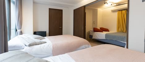 City Apartment | 2 bedrooms, desk, free WiFi