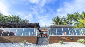 Fachada de la propiedad