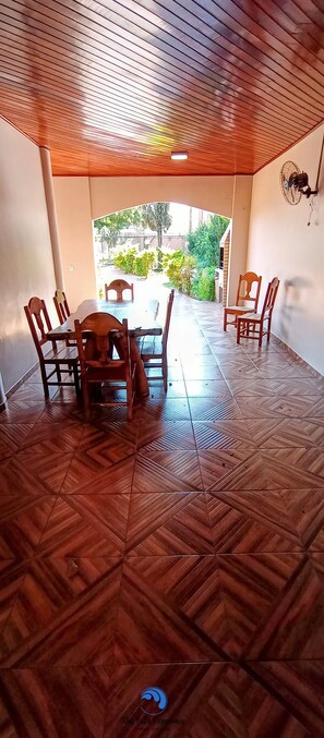 BBQ/picnic area - Casa com Piscina e Churrasqueira (Foz do Iguaçu)