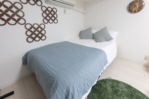 Basic Apartment - Yoneyama 5F (Osaka)