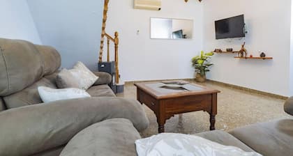 Cubo's Casa Camino del Cantinero / free wifi / air conditioning
