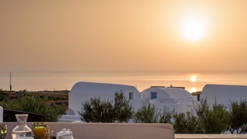 Executive Suite, 2 Bedrooms, Private Pool, Sea View | Terrace/patio