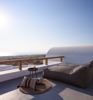 Elite Suite, Hot Tub, Sea View | Terrace/patio