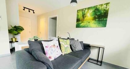 Luxury New Flat with Terrace & Parking
