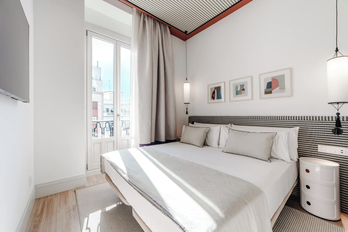 Deluxe suite | 1 slaapkamer, een minibar, een kluis op de kamer