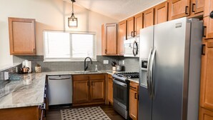 Unclassified image, 3 of 28, button - Entire Home Close To Everything (Albuquerque)