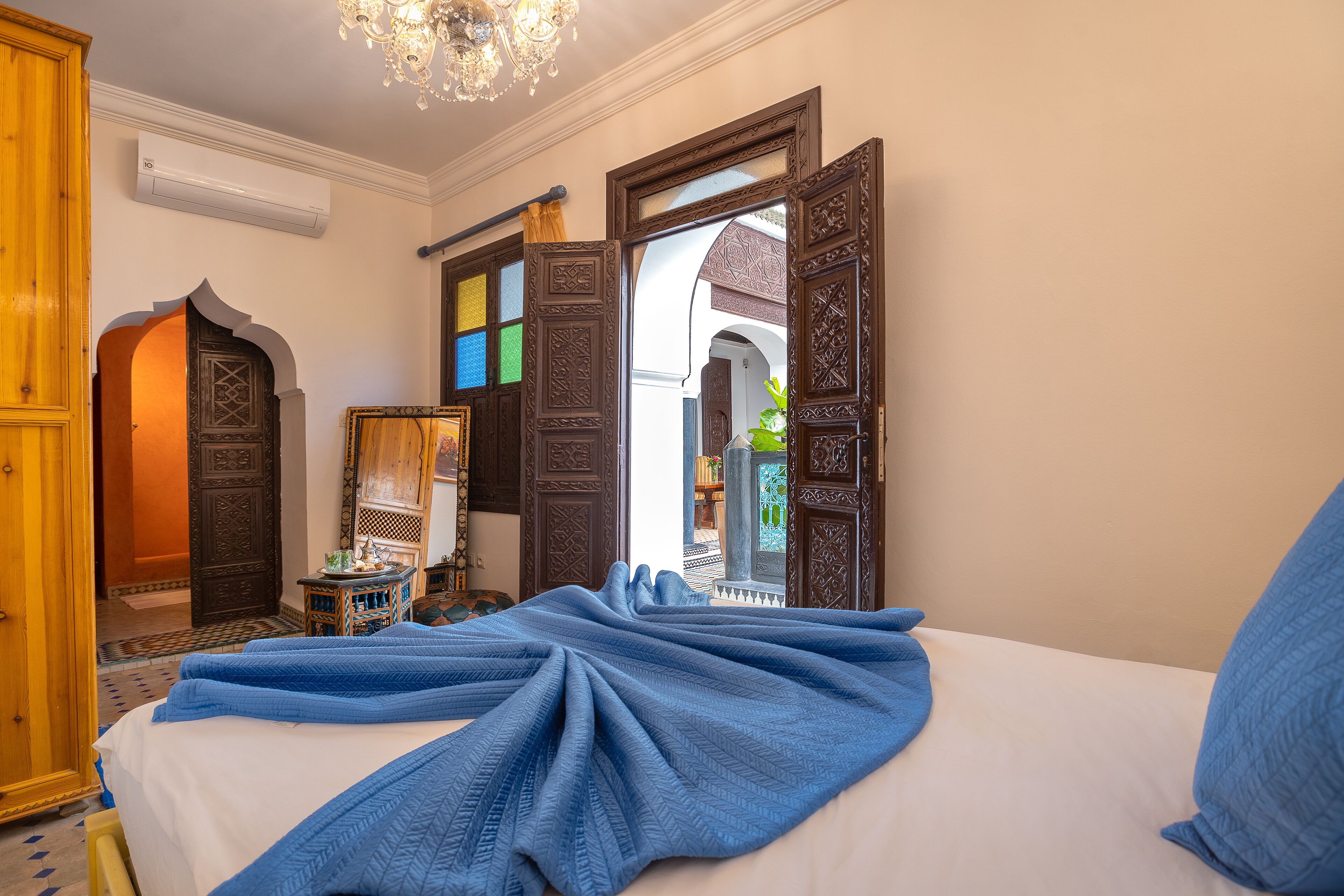 Photo - Riad Ben Tachfine