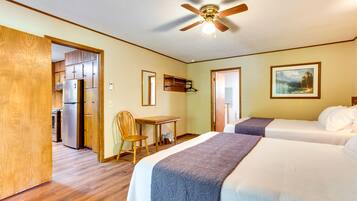 4 Schlafzimmer, laptopgeeigneter Arbeitsplatz, Bettwäsche