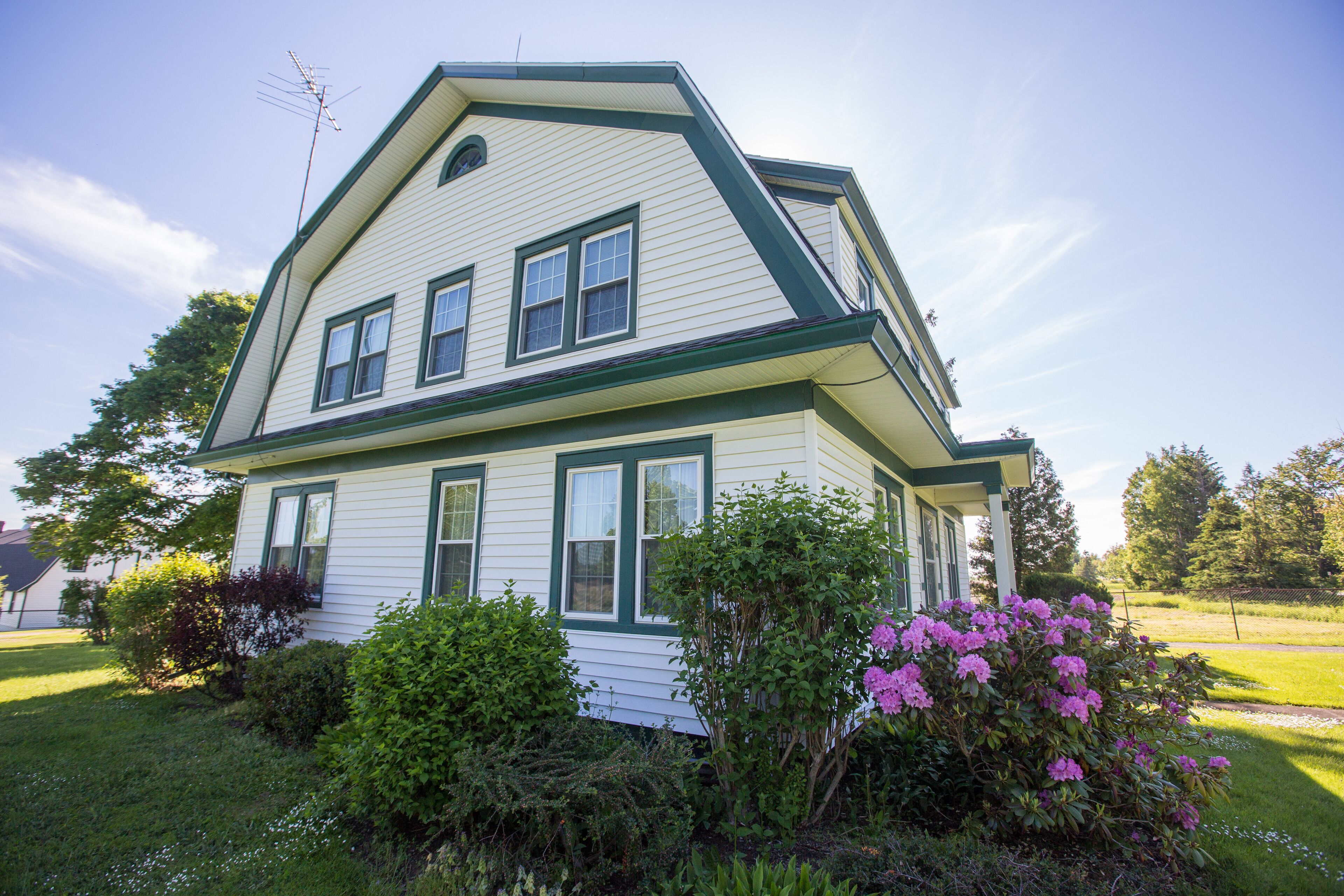 Douglaston Salmon Run - Salmon Run Lodge