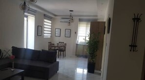 Télévision à écran plat