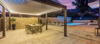 Villa BAŠKA near the sea