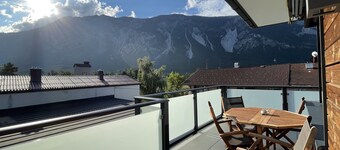 Sonnige Dachgeschosswohnung in Top Lage