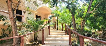 Secluded Mid-Island Hacienda