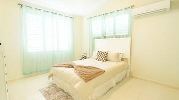3 habitaciones, tabla de planchar con plancha y wifi gratis