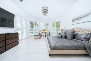 4 Schlafzimmer, Bügeleisen/Bügelbrett, kostenloses WLAN, Bettwäsche
