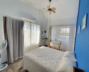 1 bedroom, desk, iron/ironing board, WiFi