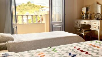 Habitación estándar con 1 cama matrimonial o 2 individuales | Wifi gratis y ropa de cama