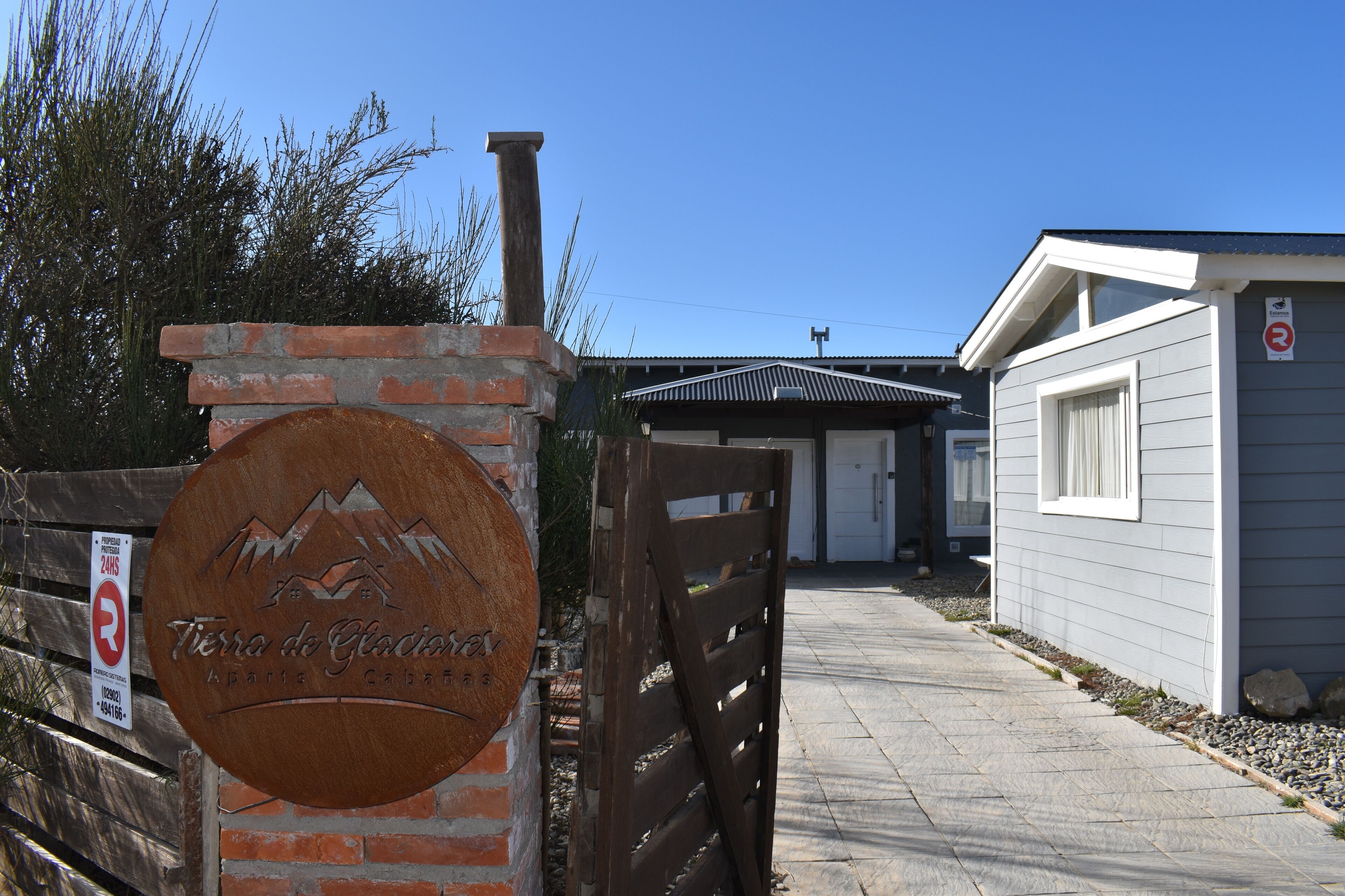 Fachada de la propiedad