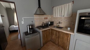 Design Cabin | Private kitchen | Microwave, stovetop, toaster, rice cooker