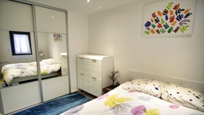1 bedroom, in-room safe, iron/ironing board, WiFi (free) - Palmes d'Or Properties Ref EGEE (Cannes-la-Bocca)