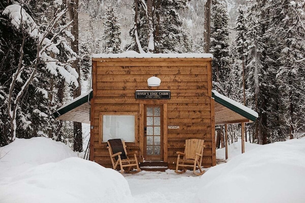Winter in your secluded ranch retreat on the edge of the Maroon Belles.