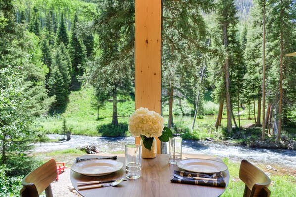 Outdoor dining
