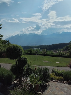 Property grounds - Apartment "Iris" (Predaia)