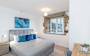1 chambre, Wi-Fi gratuit, draps fournis
