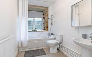 Douche, serviettes fournies
