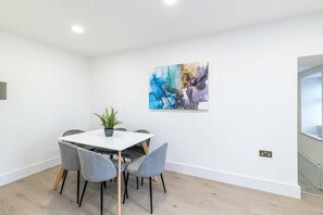 Dining - Eden Grove Holiday Retreat (Appleby-in-Westmorland)