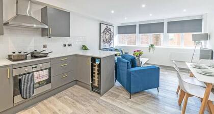 1 Bedroom Apt Winkley Square
