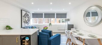 Charles House by Guestz