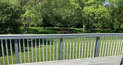 Four bedroom home great for EAA, Lifest, XRoads41 and other Oshkosh events!