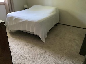 4 chambres, Wi-Fi gratuit, draps fournis