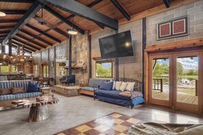 Televisio, takka, stereot